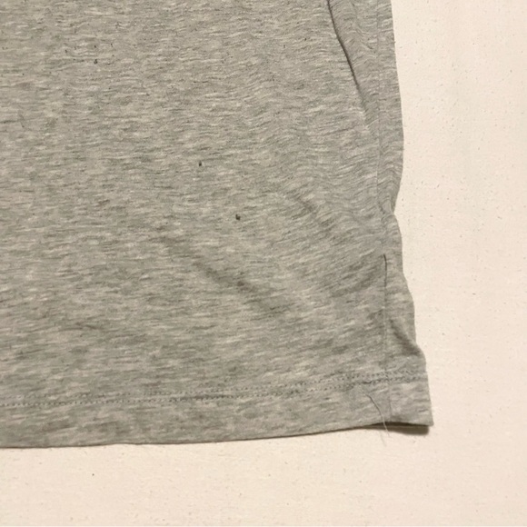 New Balance Womens Cropped T-Shirt Size Large Shirt - Picture 6 of 16